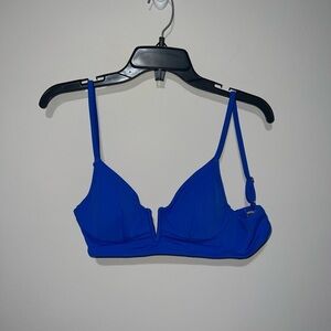 NWOT royal blue ribbed swim bikini top Shade & shore 34B